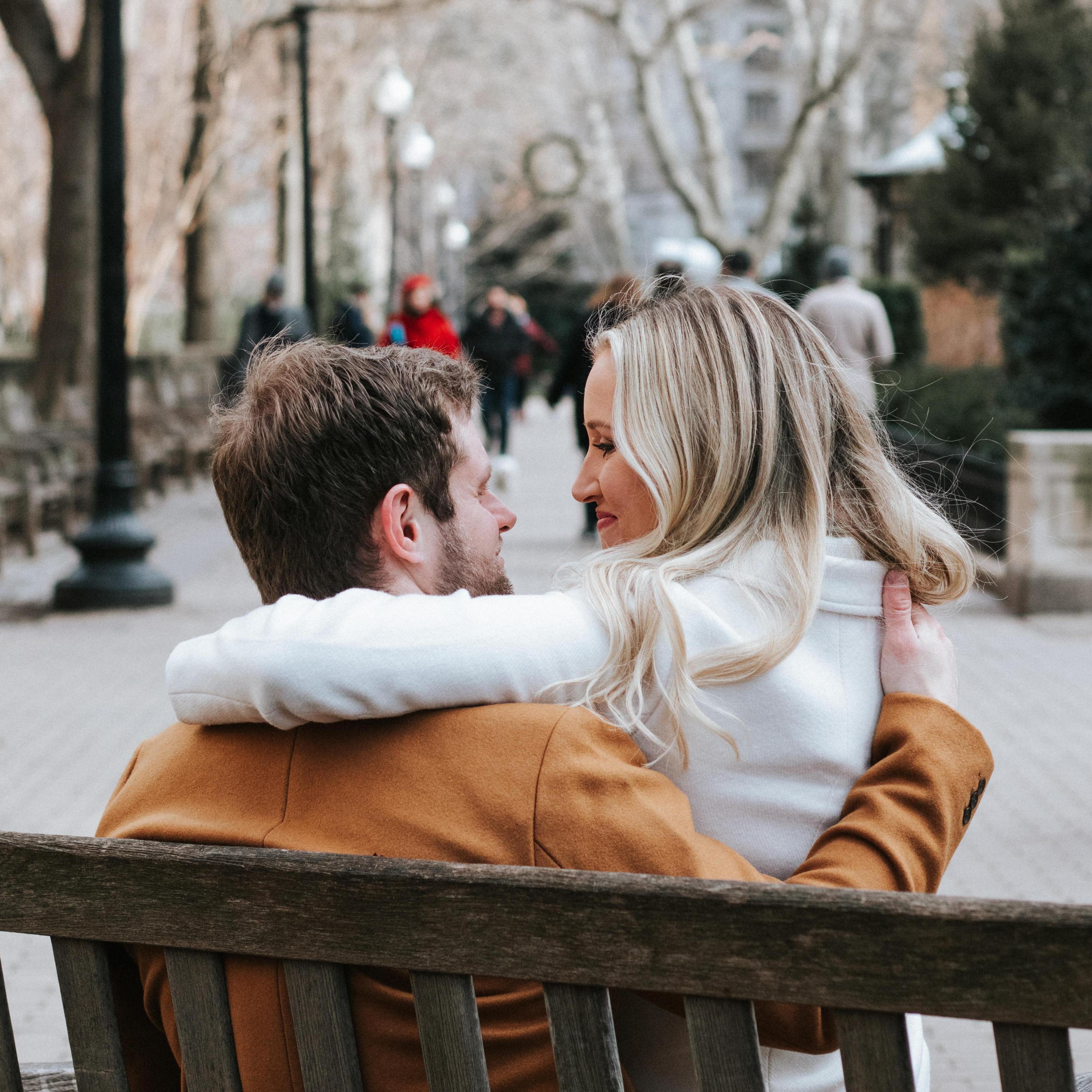 Engagement pictures in Rittenhouse Square, Philadelphia - January 2021