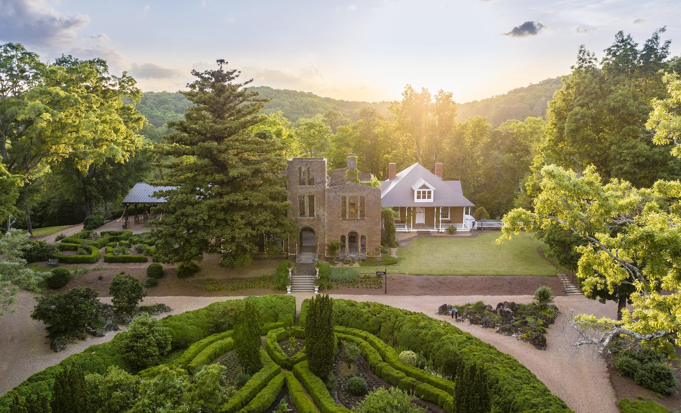 The Wedding Website of Caroline Finn and Sam Driggers