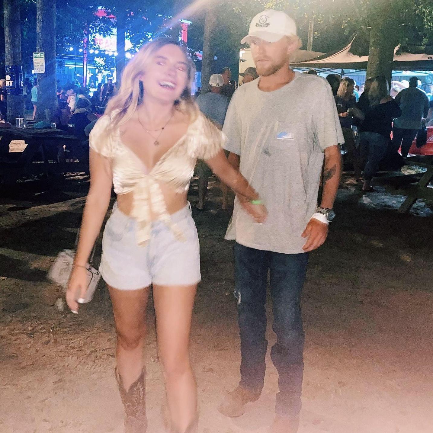 Noah & Kayla said "I love you", not long after Kayla's friend snapped this pic.