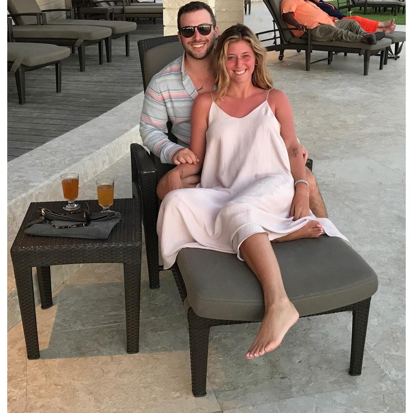 The couple is just 4 days apart. This was their first joint birthday trip.
Bermuda - September 2017