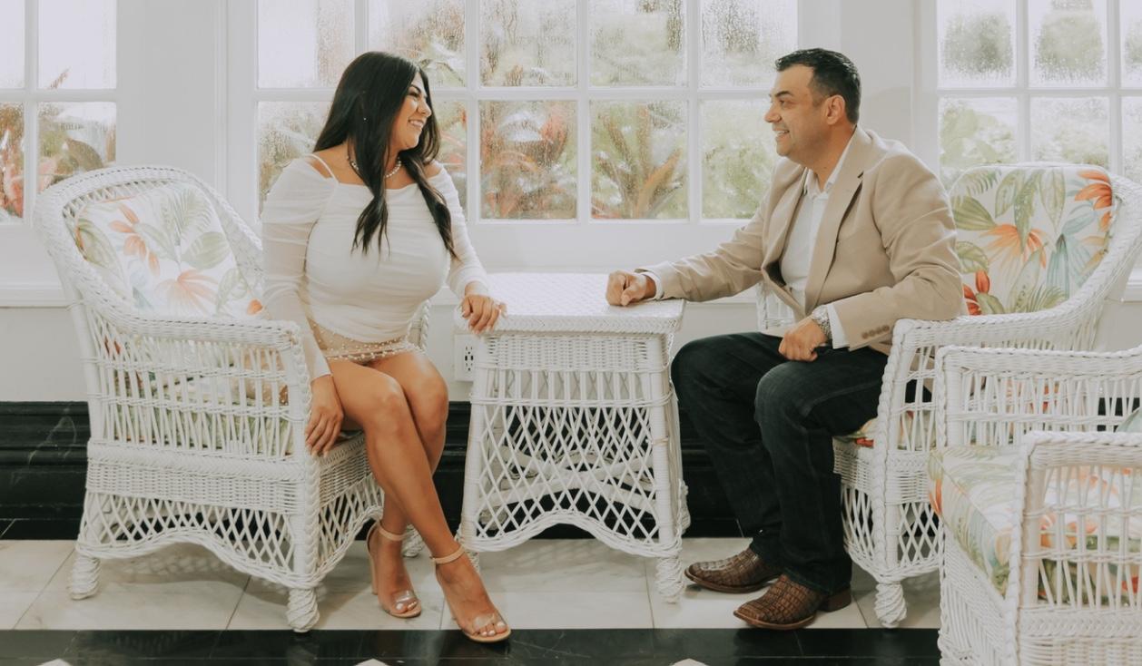 The Wedding Website of LORI LONGORIA and FREDDIE CASTILLO