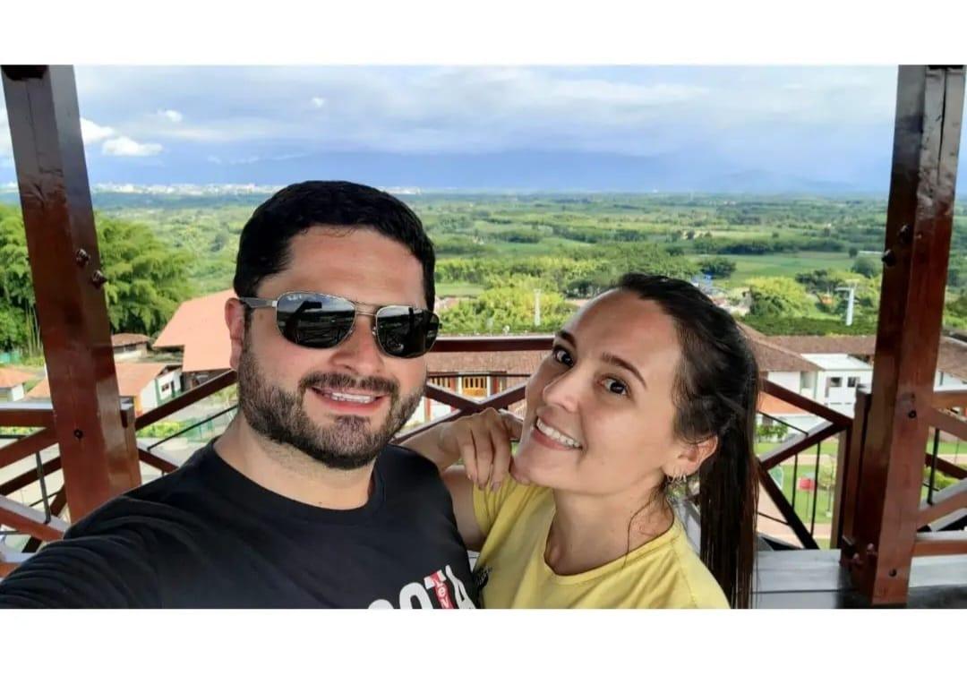 The Wedding Website of Andrea Bejarano and Diego Acosta