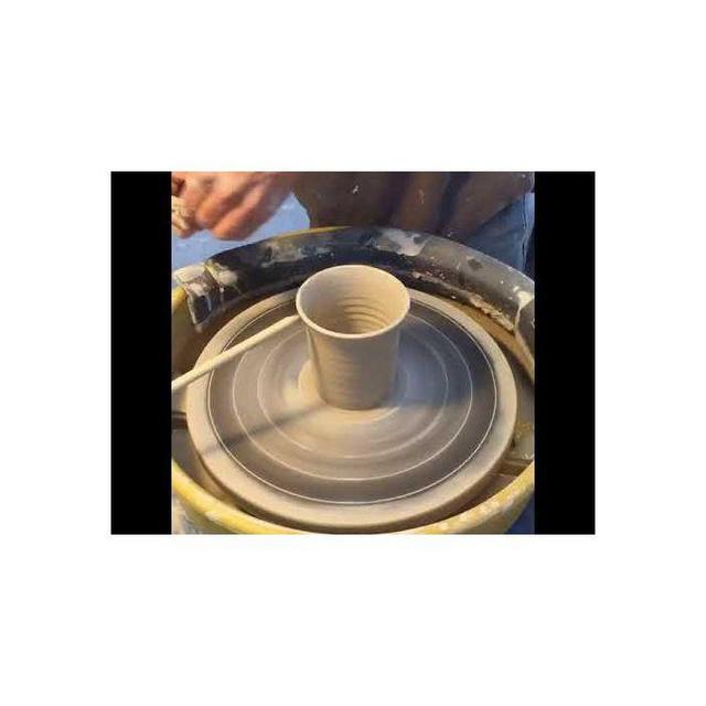 Simon Pearce Belmont Mug — Crackle Celadon