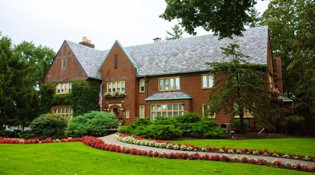 The Wedding Website of Alycia Kain and Andrew Carter