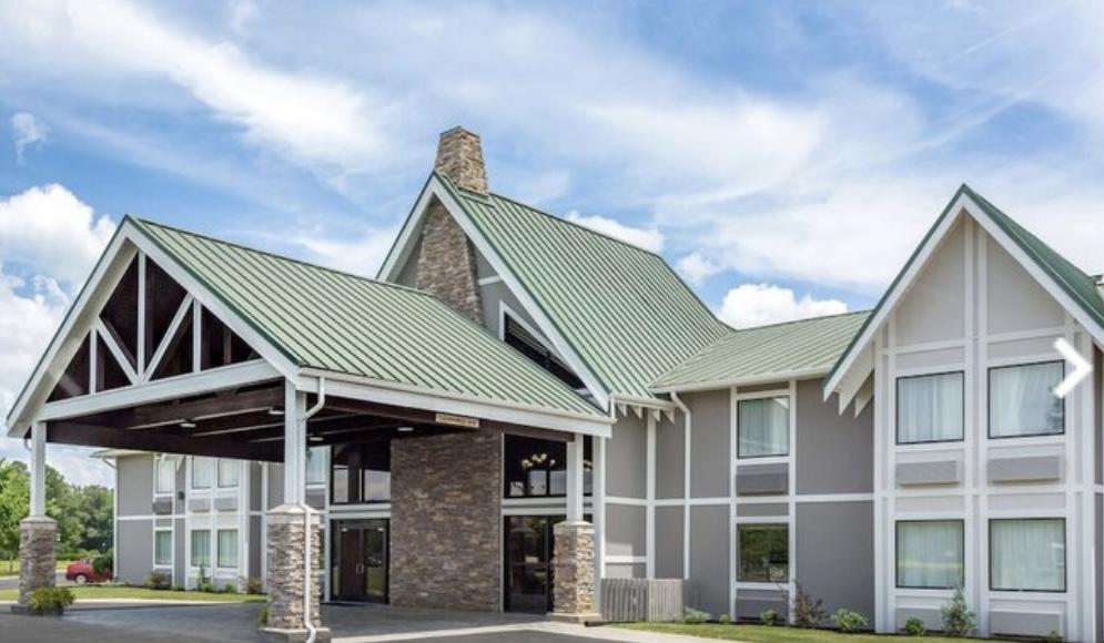 The Wedding Website of Layla Beard and David Feustle