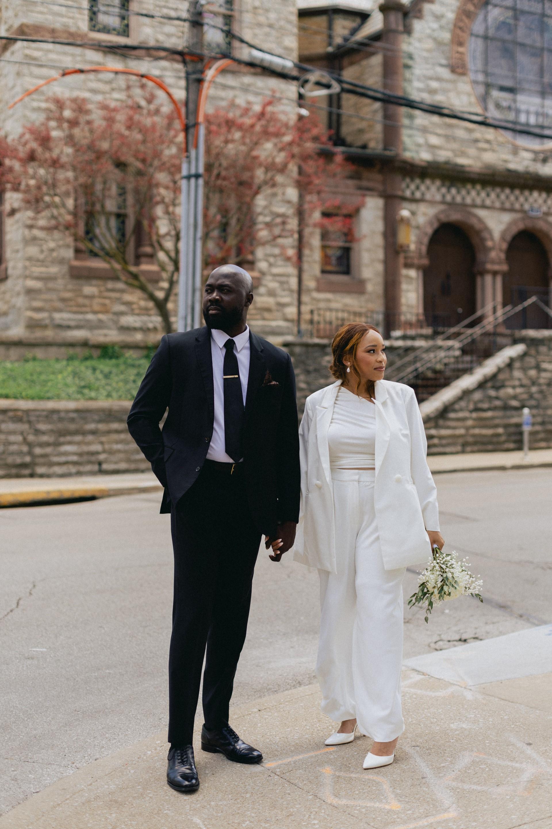 The Wedding Website of Sydney Meaux and Julian Morgan