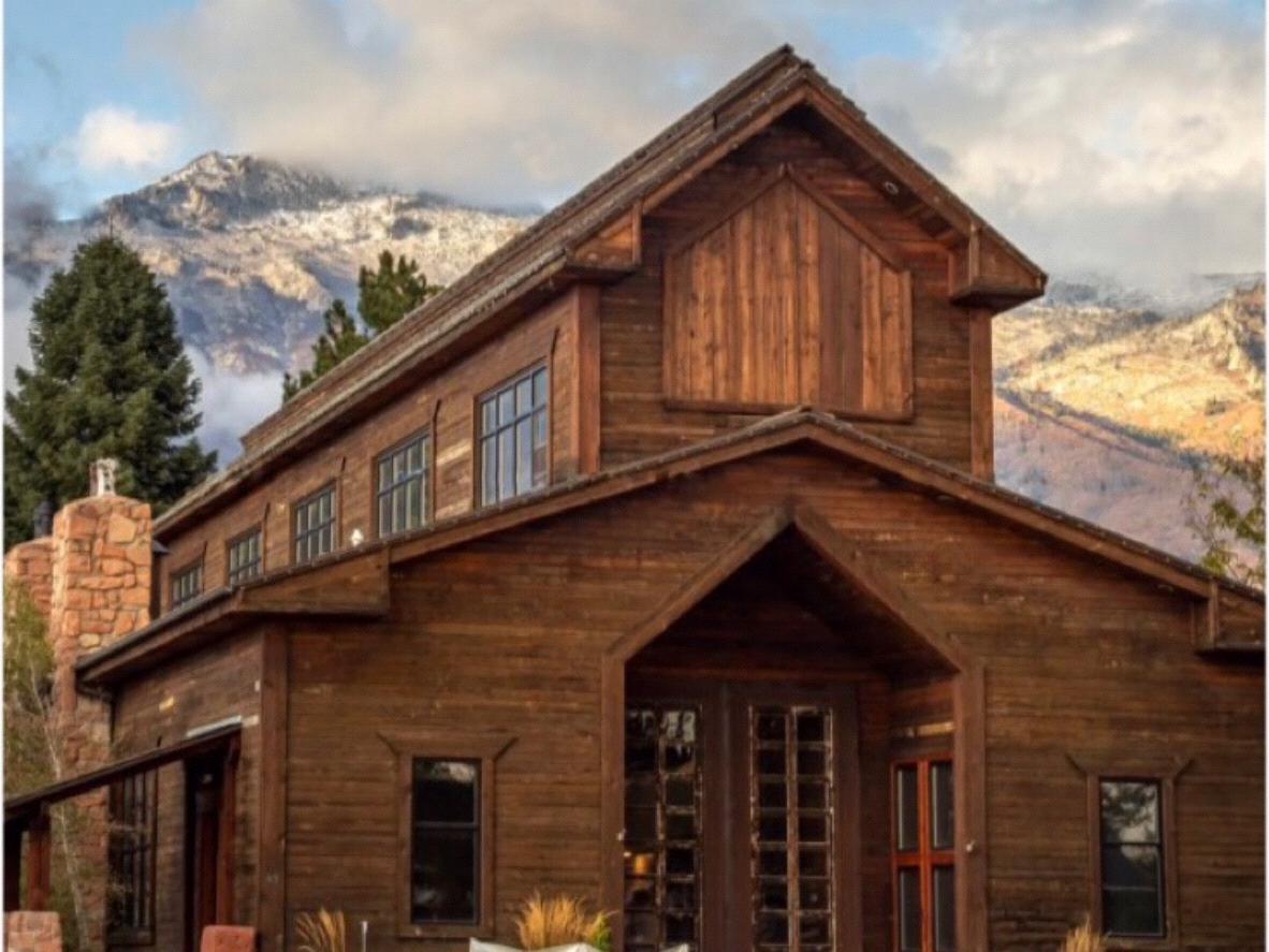 The Wedding Website of Shanice Webb and Jerome Mayfield