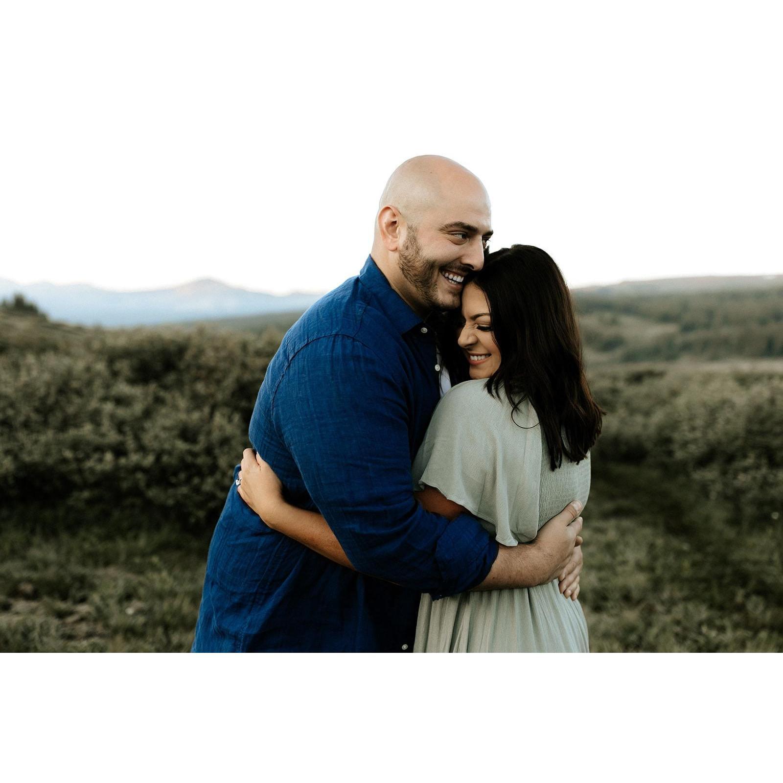 Engagement Pictures in Vail, Colorado