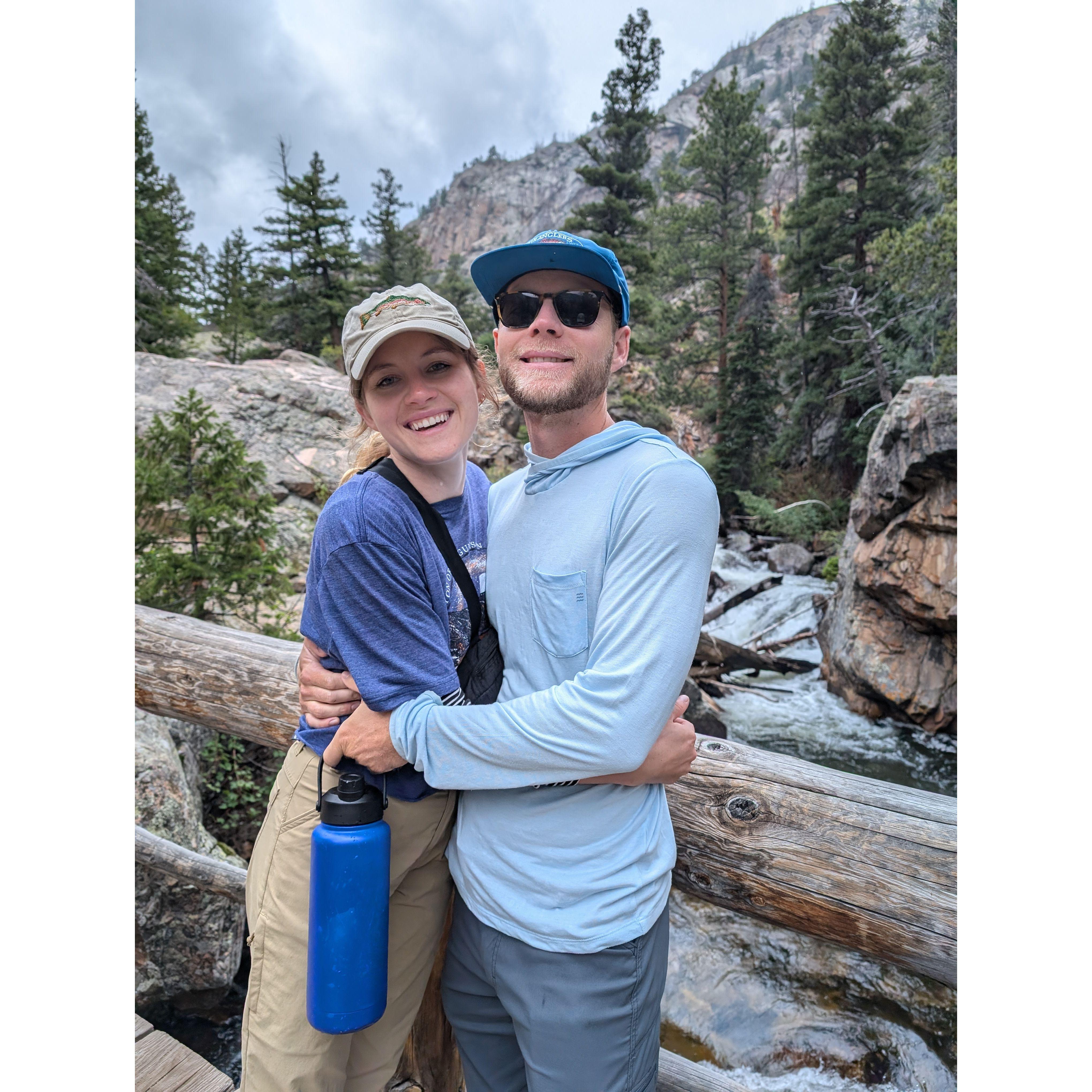 This picture was taken on a 3 mile hike we took with Heather and Massimo.
Heather and Liz aspire to be Red Bull athletes.