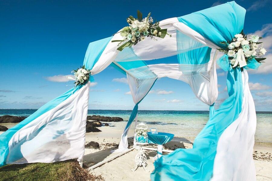 The Wedding Website of Jameese Clemons and Chandra Jones