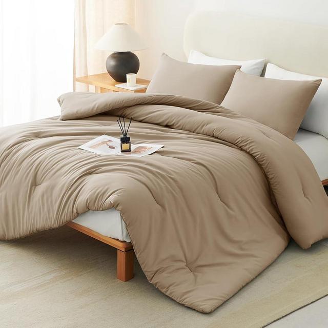 CozyLux Queen Comforter Set Taupe, 3 Pieces Solid Breathable Quilted Style Bedding Sets for All Season, Luxury Soft Microfiber Down Alternative Comforter Bet Set (1 Comforter & 2 Pillowcases)