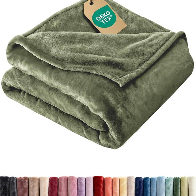 Ultra Soft Fleece Blanket King Size - Flannel Fleece Luxury King Blanket - Lightweight for Couch Bed Chair - Thick, Warm and Breathable - All Season Cozy Fuzzy, Anti-Static Microplush Bedding, Olive