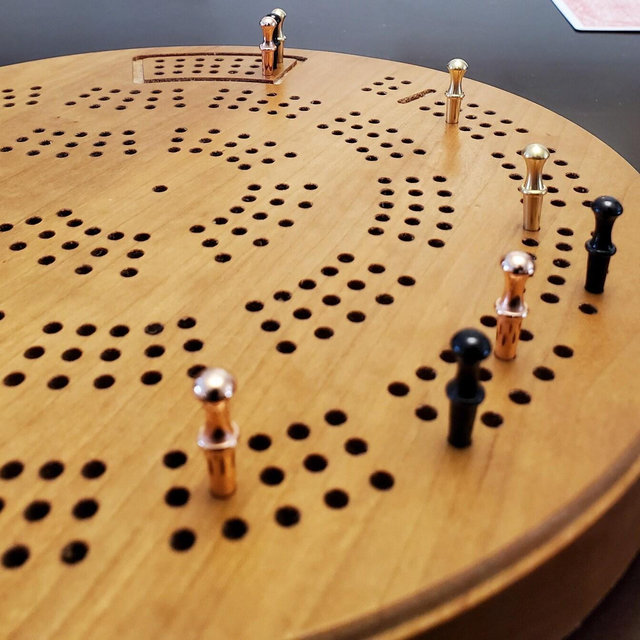 Heirloom Round Cribbage Board – Handcrafted Luxury Wooden Game, Artisan Board Game for Family Traditions with card storage
