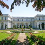 Newport Mansions
