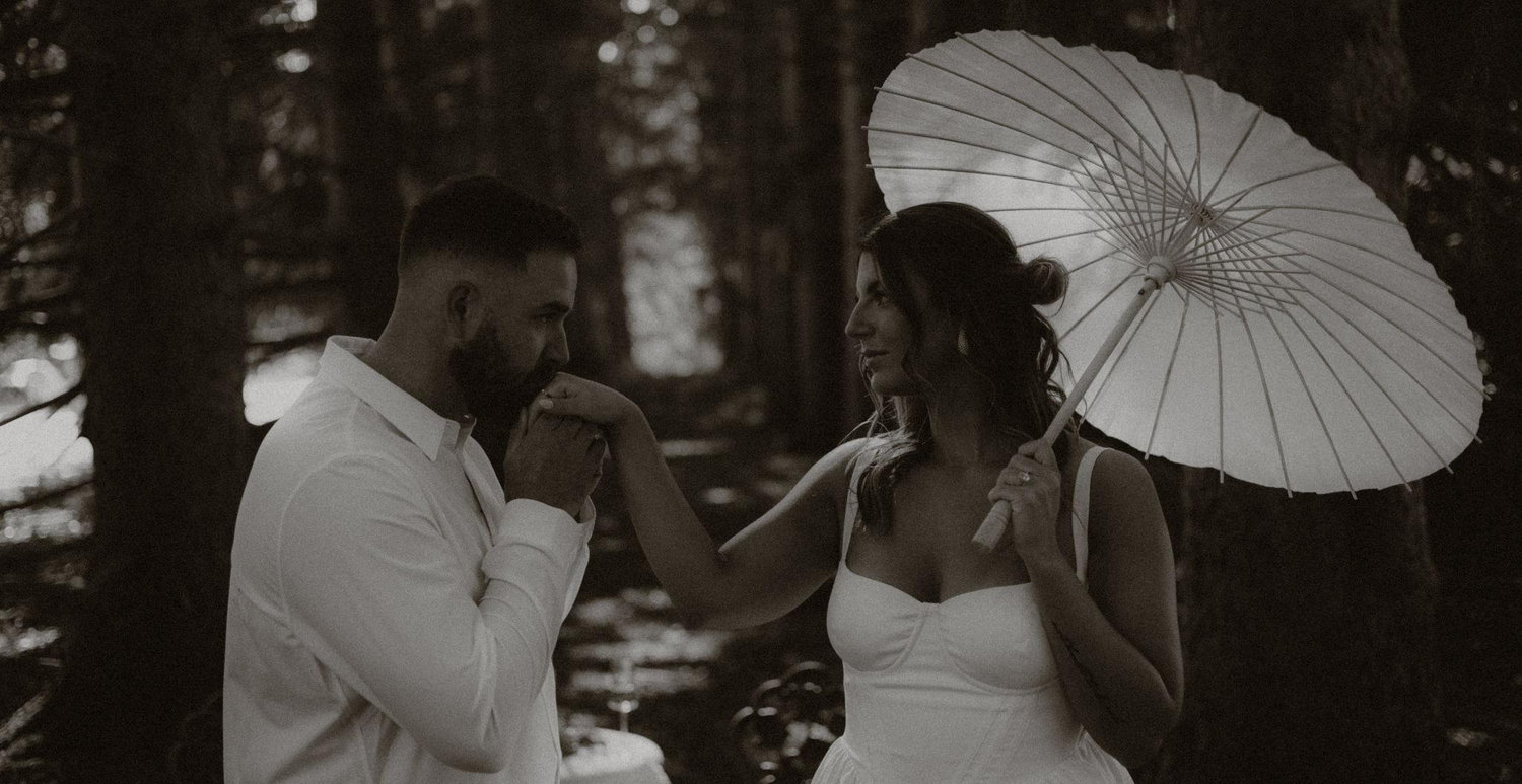 The Wedding Website of Lauren Barthalow and Austin Ringis