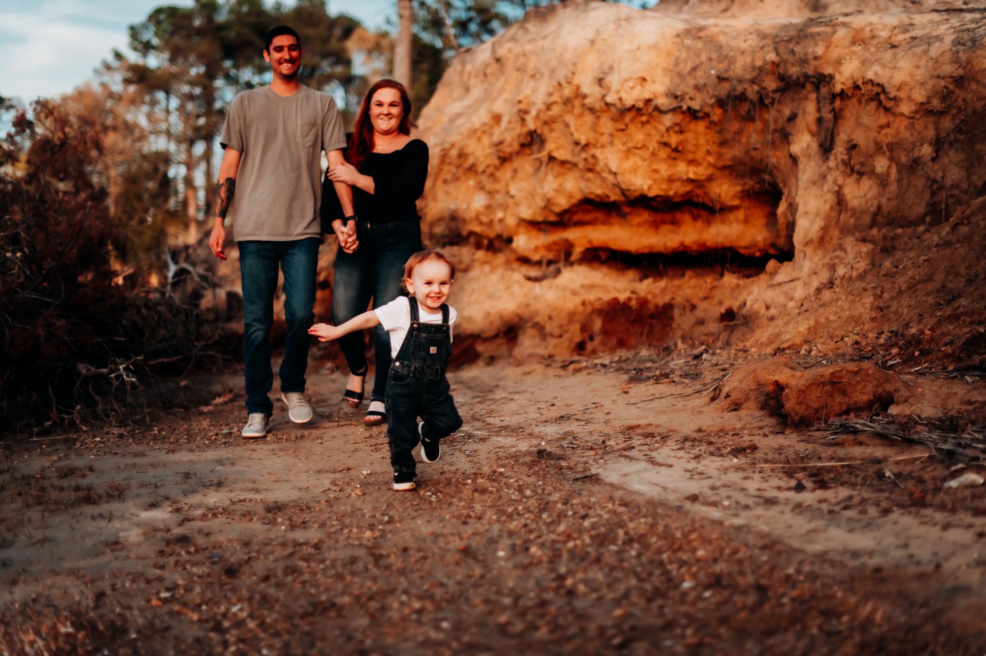 The Wedding Website of Mikayla Mills and Jay Tessier