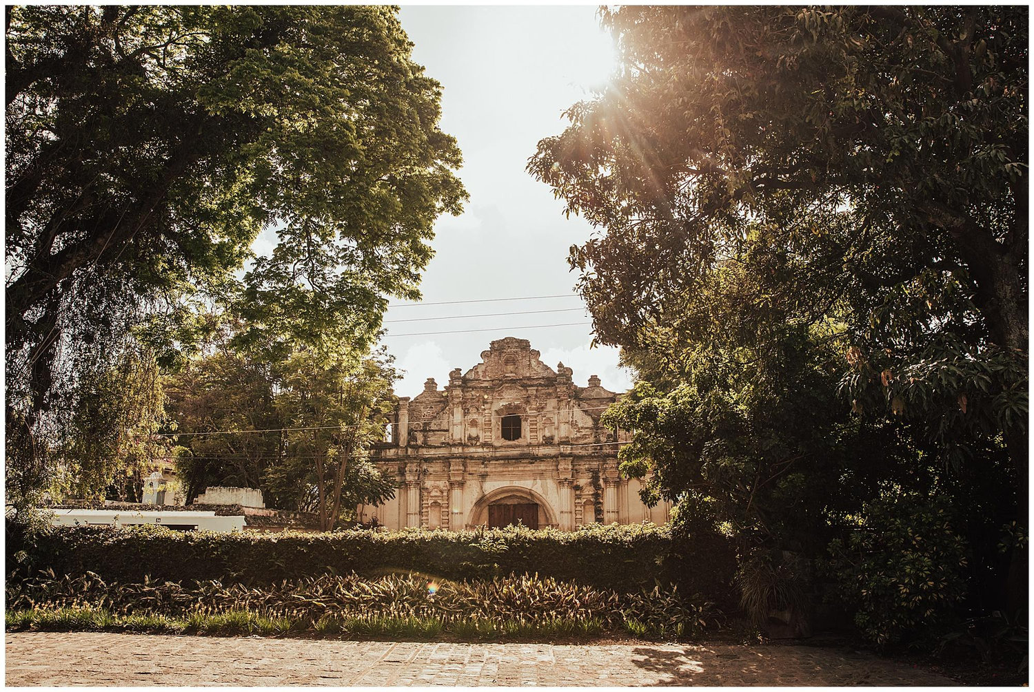 The Wedding Website of Ana Lemus and Edgar Munoz