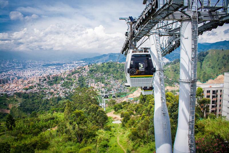 The Wedding Website of Wen Zhang and David Saldaña