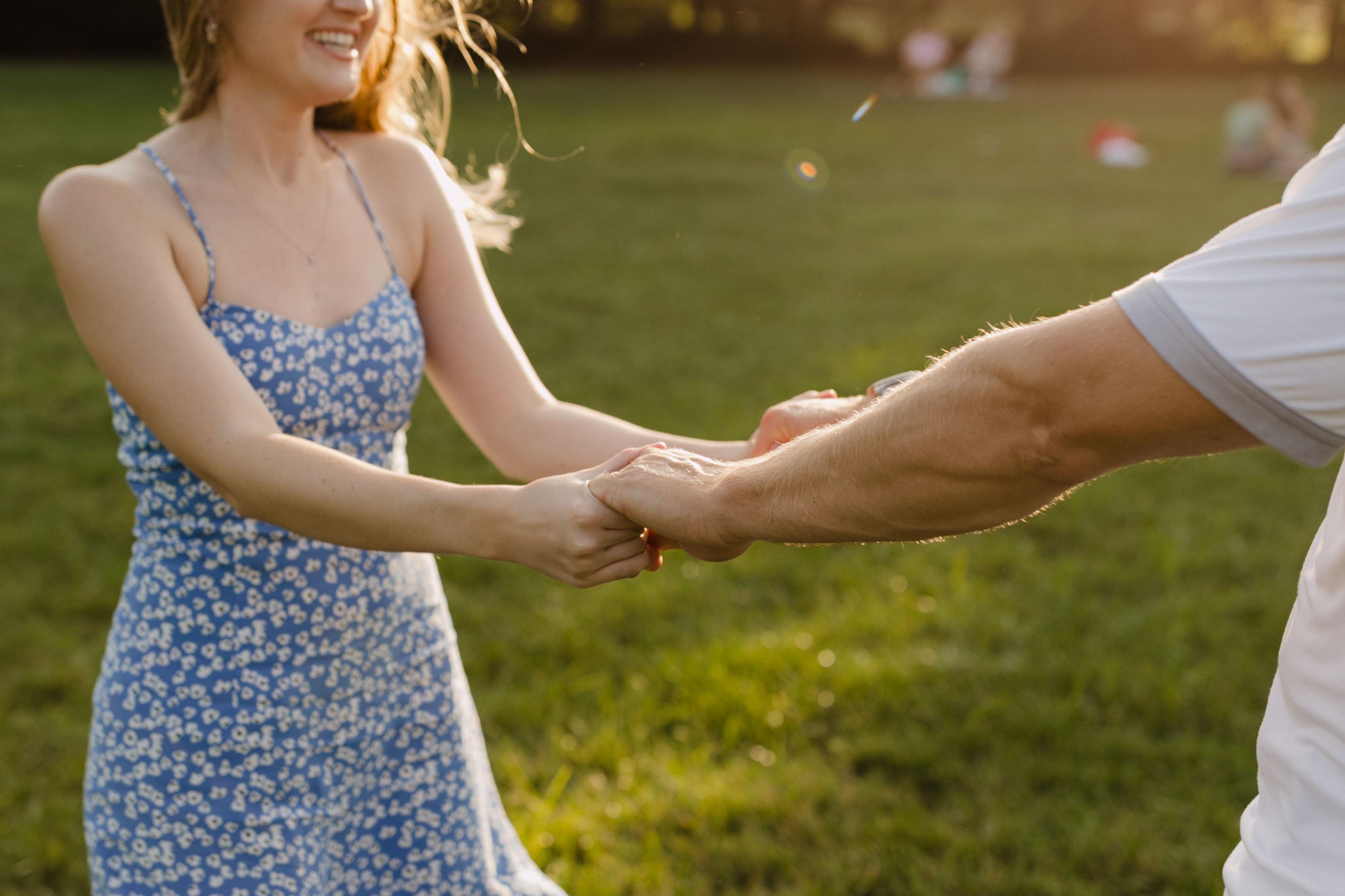 The Wedding Website of Lizzie Mellencamp and Corey Halford