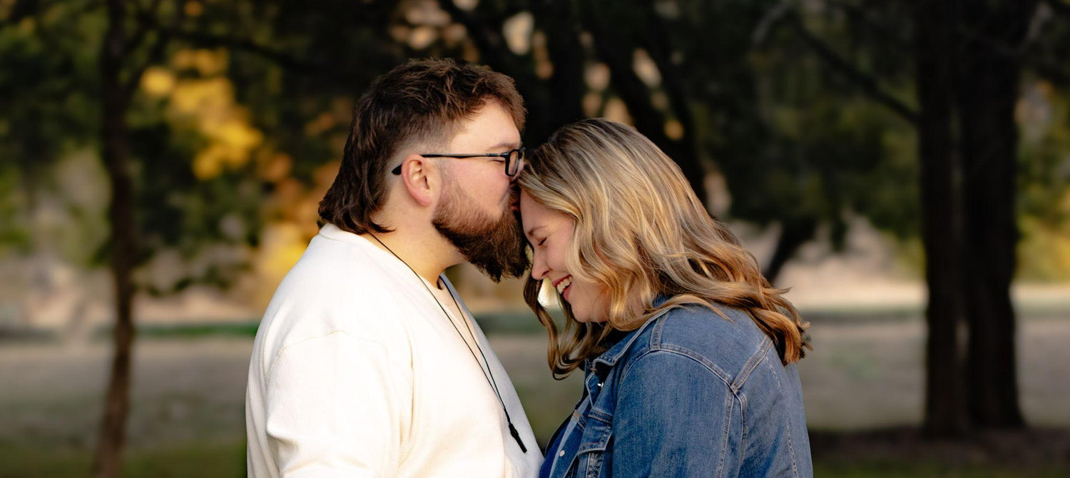 The Wedding Website of Mackenzie DeArmond and Aaron Moore