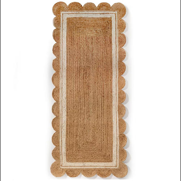 Southern Living Scalloped Edge Natural Jute Rug