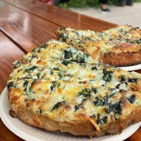 🧀 Lunch at Spinach Bread