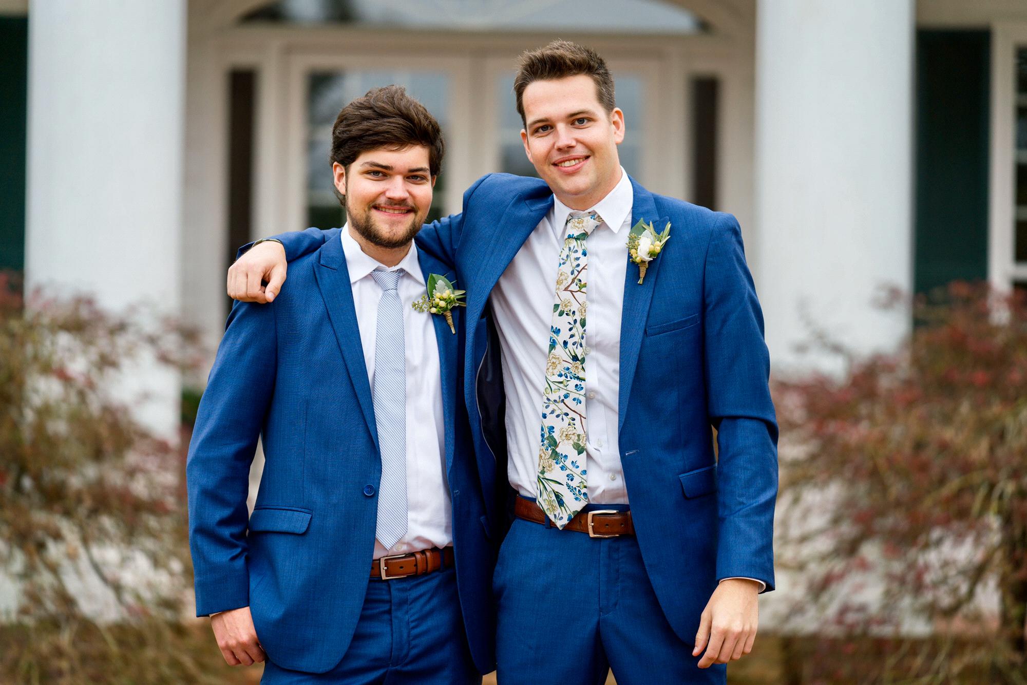 💙Wil & Wyatt.. At Wil’s wedding.. Rob’s precious boys!! 💙