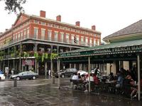 Café du Monde / Decatur Street