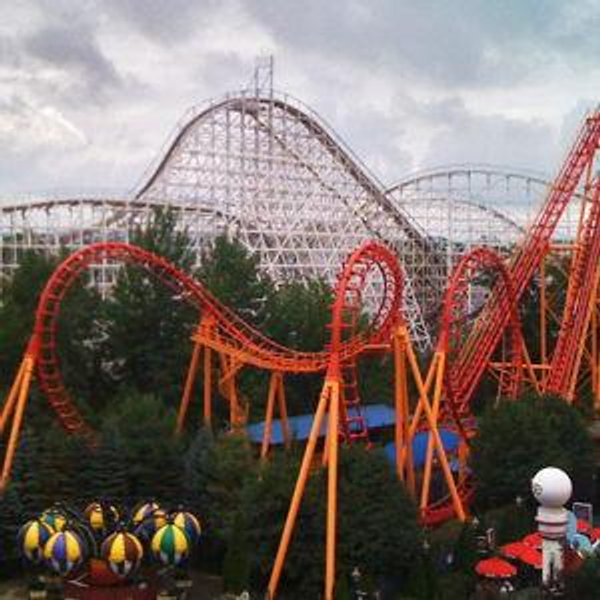 Six Flags New England Season Passes