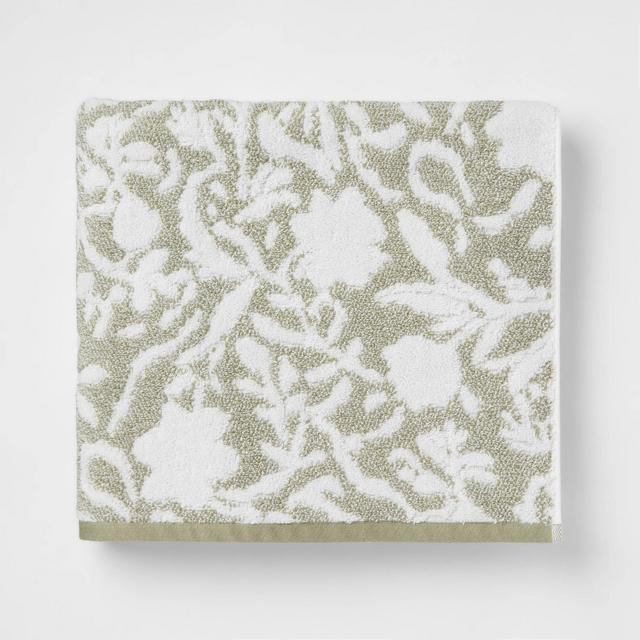 Performance Plus Bath Towel Light Green Floral - Threshold™