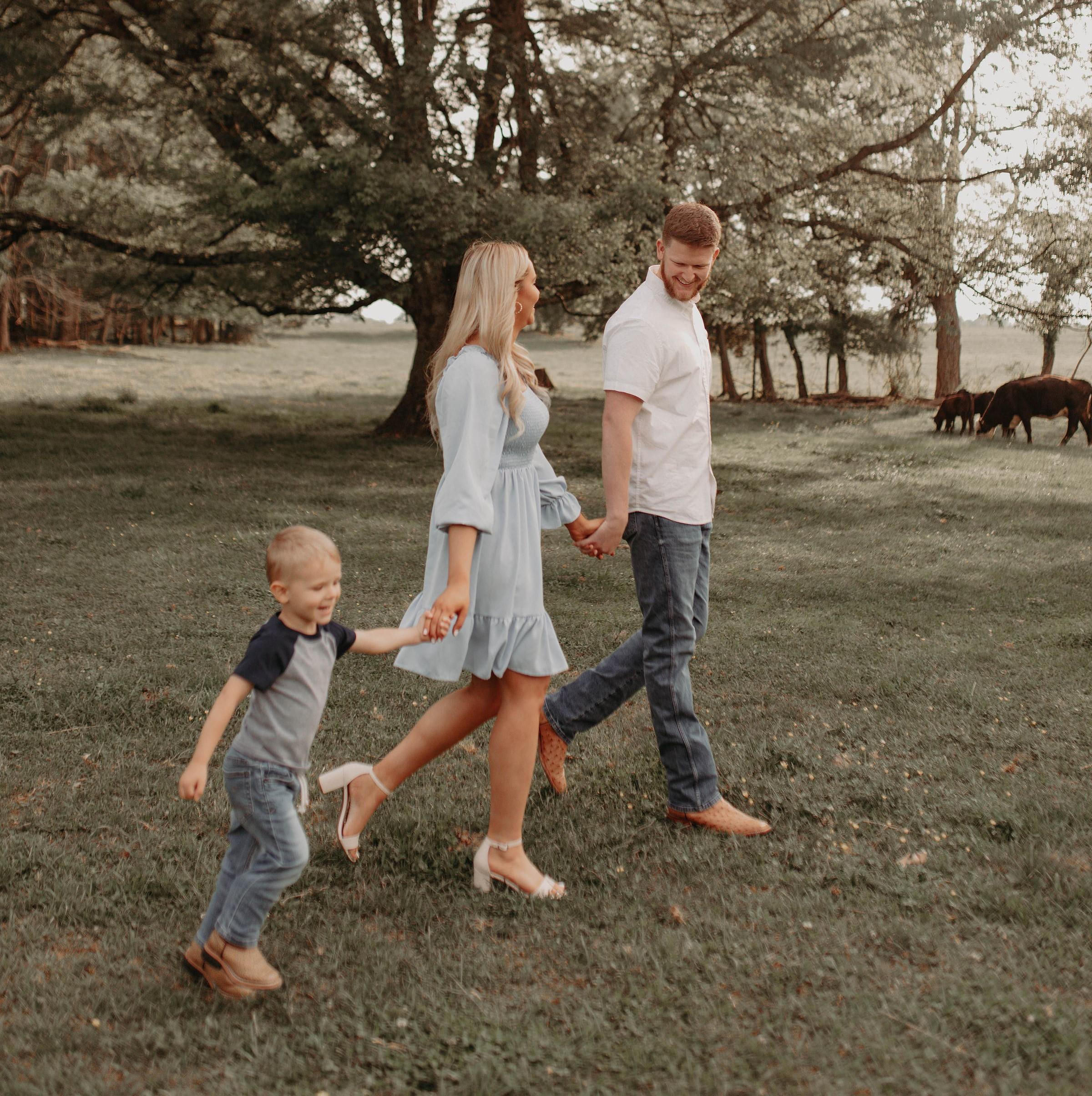 The Wedding Website of Chandra Litchfield and Ethan Escue
