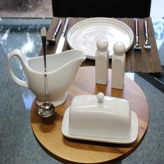 Table 4-Piece Accessories Set