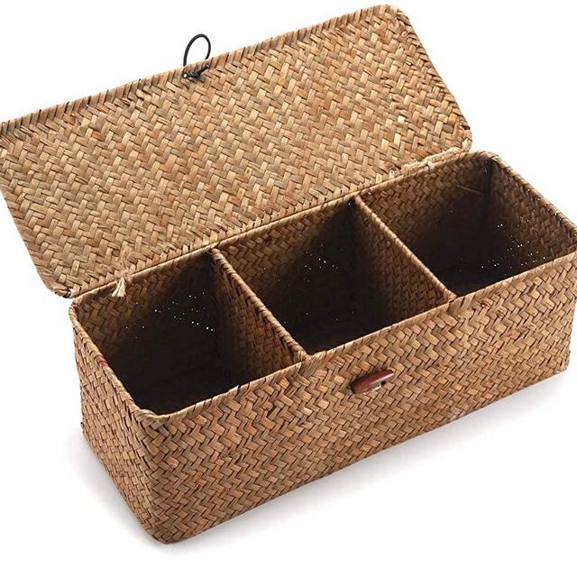 DOKOT Woven Basket with Lid, Seagrass Storage Baskets, Wicker Basket with Lid, Woven Rattan Storage Basket with Lid, Rectangular Seagrass Bin with Grid Home Organizer, Rattan Storage with Lid