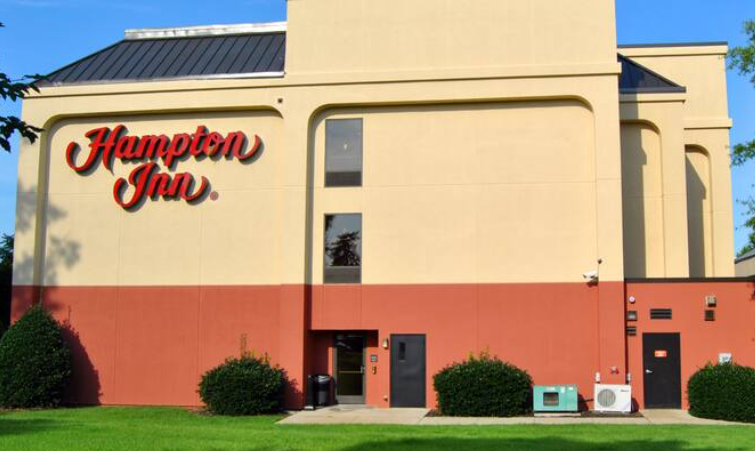 The Wedding Website of Dee Jackson and Domonick Henson