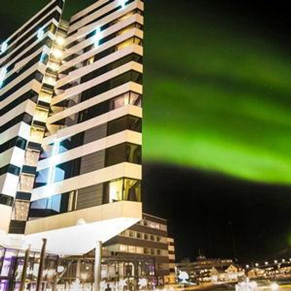 2 Nights @ the Clarion Edge Hotel