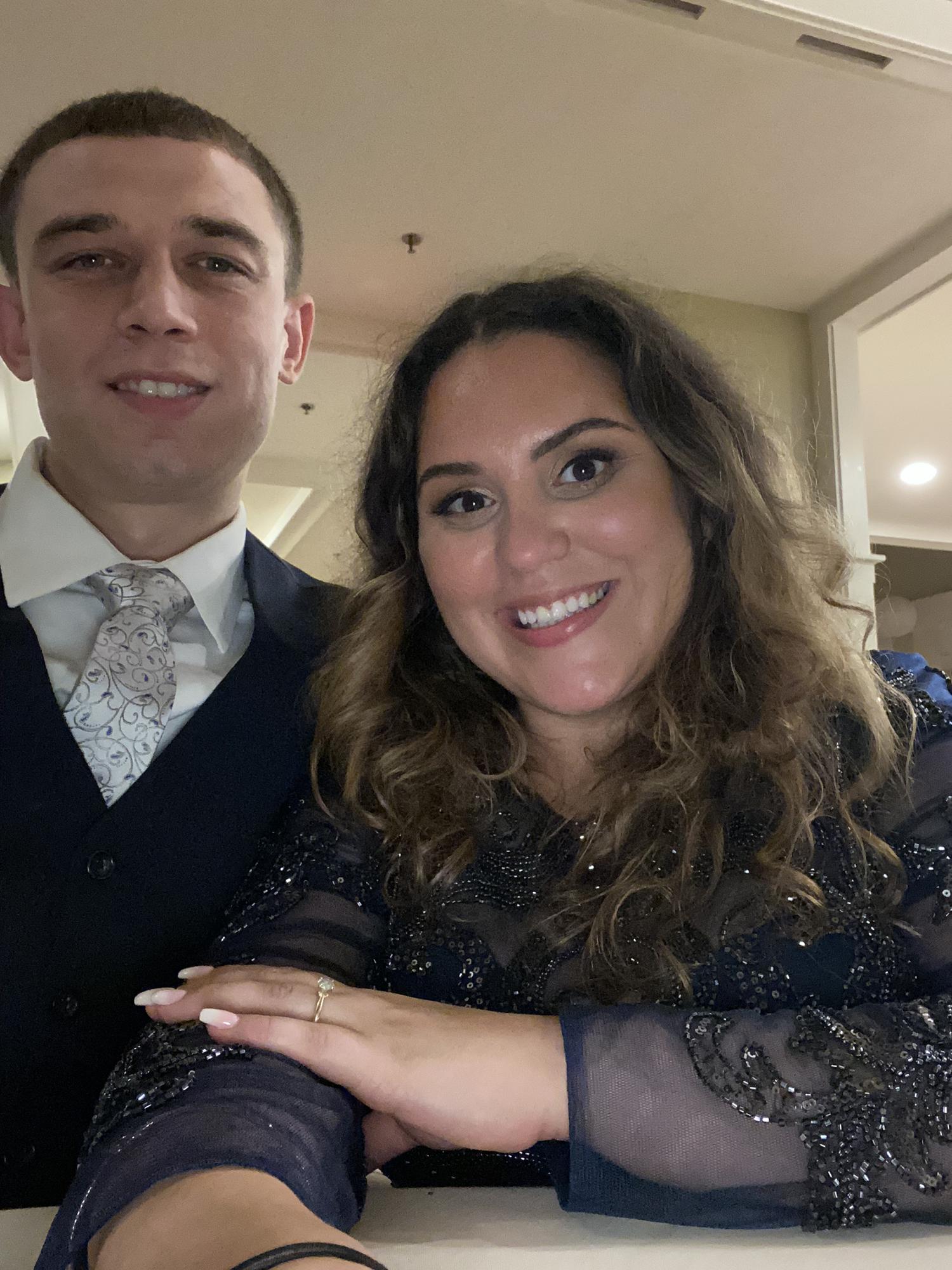 Celebrating the Goodwin’s! Such a fun night! 💛