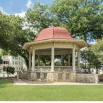 Gazebo Circle