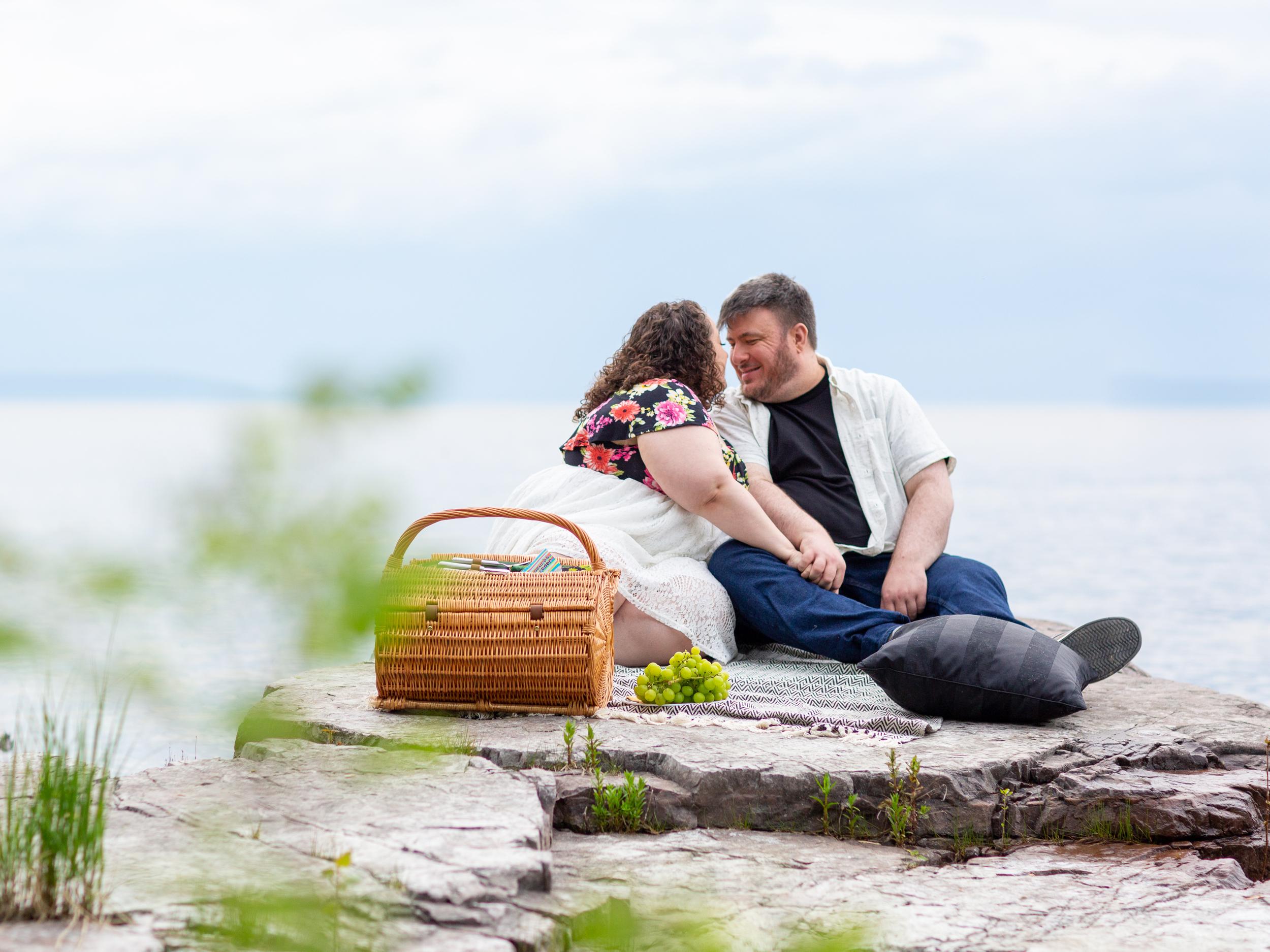 The Wedding Website of Rebecca Loeb and Daniel Roth