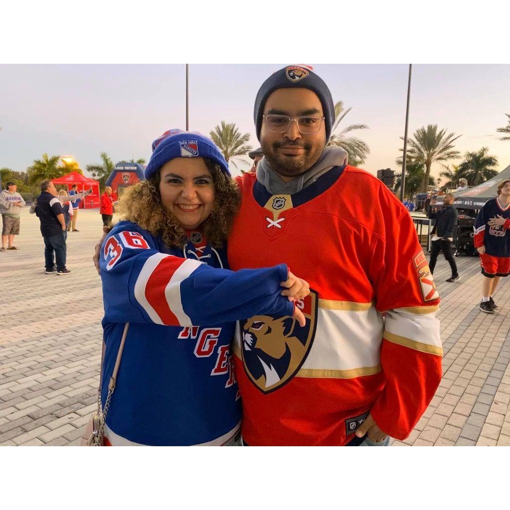 One of us has good taste in hockey teams.