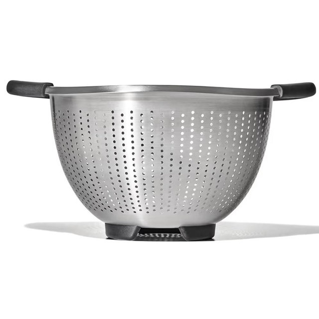 OXO Good Grips Stainless Steel 3 qt./ 2.8L Colander