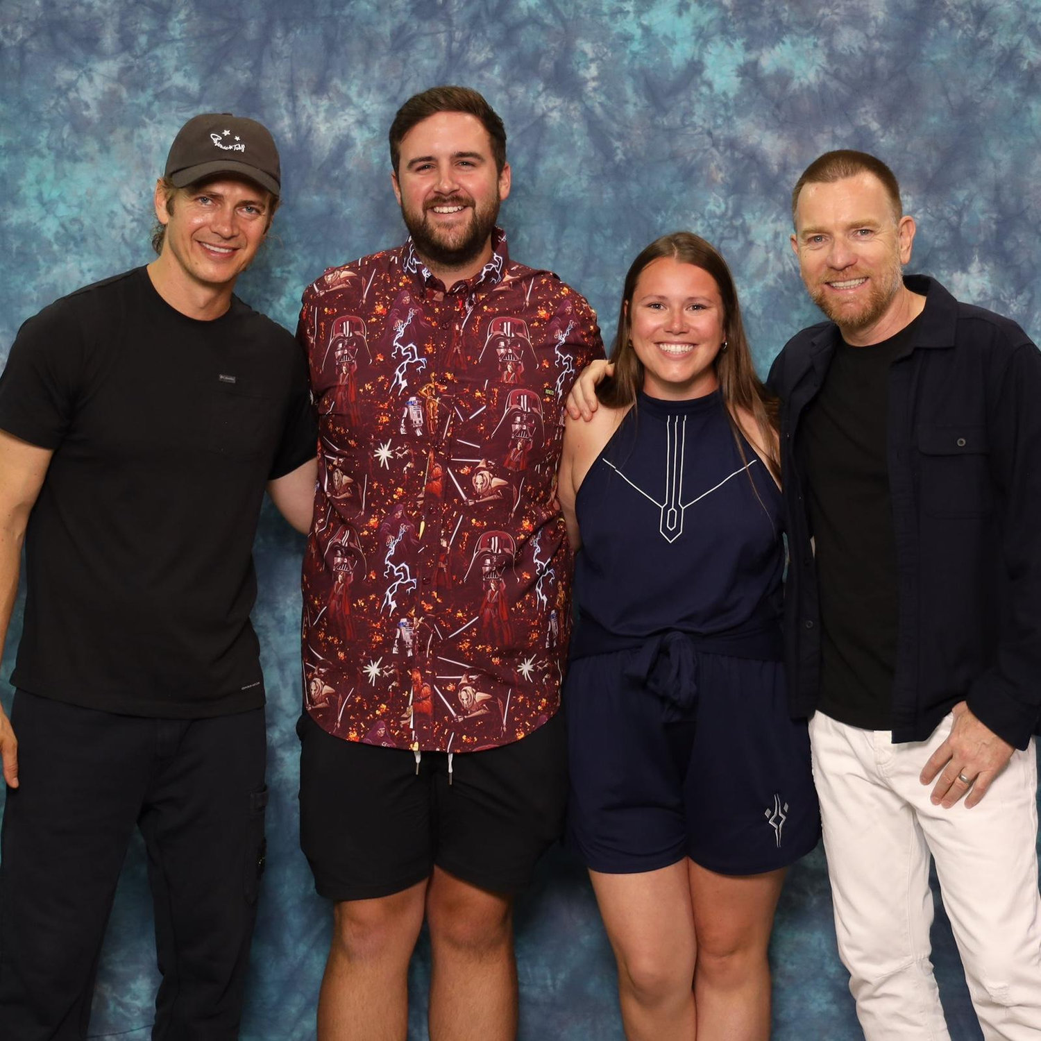We met Anakin and Obi-Wan!! 😱😱