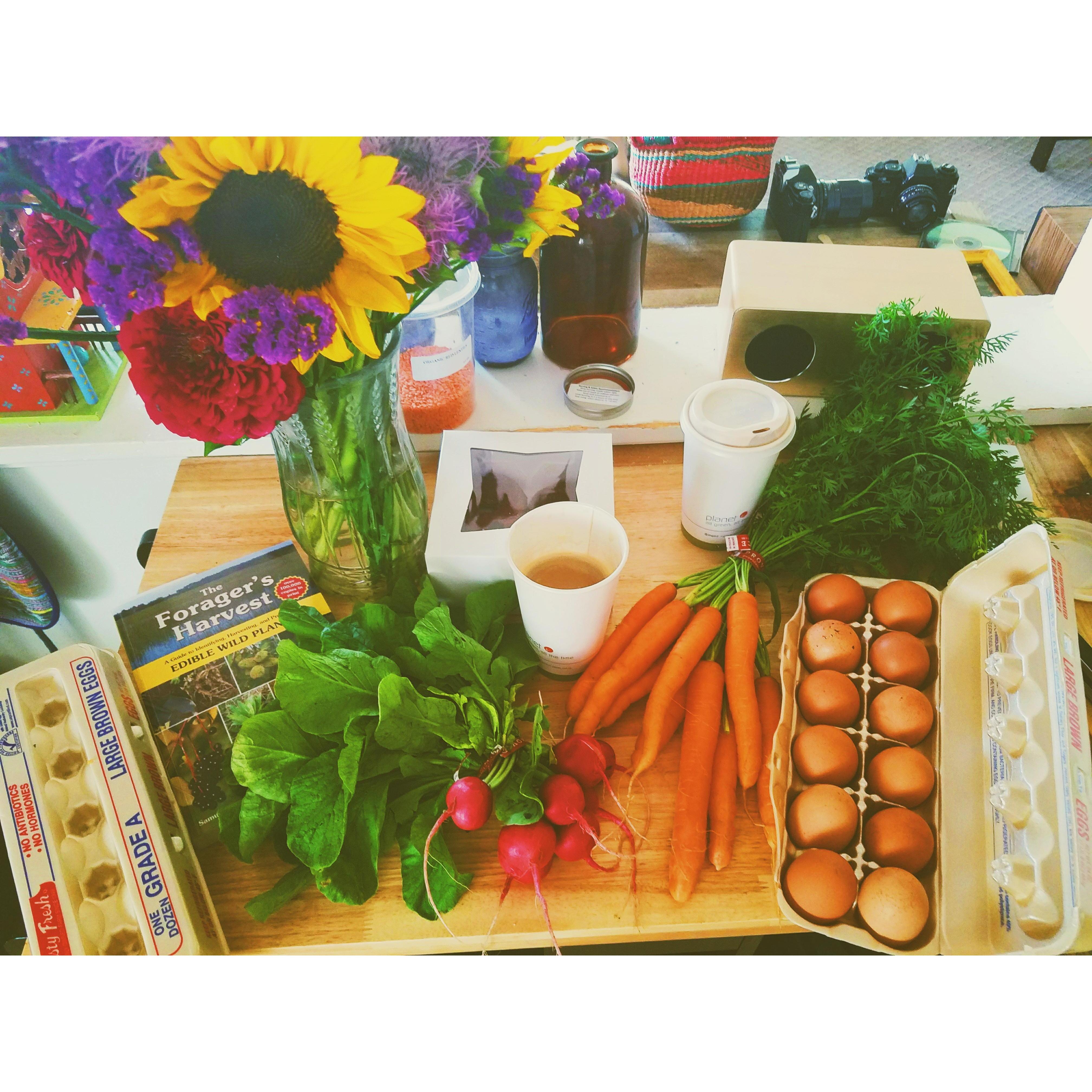 August 12th, 2017:
All stocked up from a full day at the local farmers market! 🌷🥕🥚☕🍩