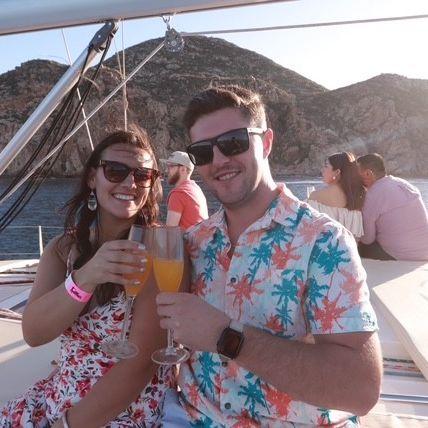 Sean and Justine take their first trip out of the country together to Cabo for a wedding.
