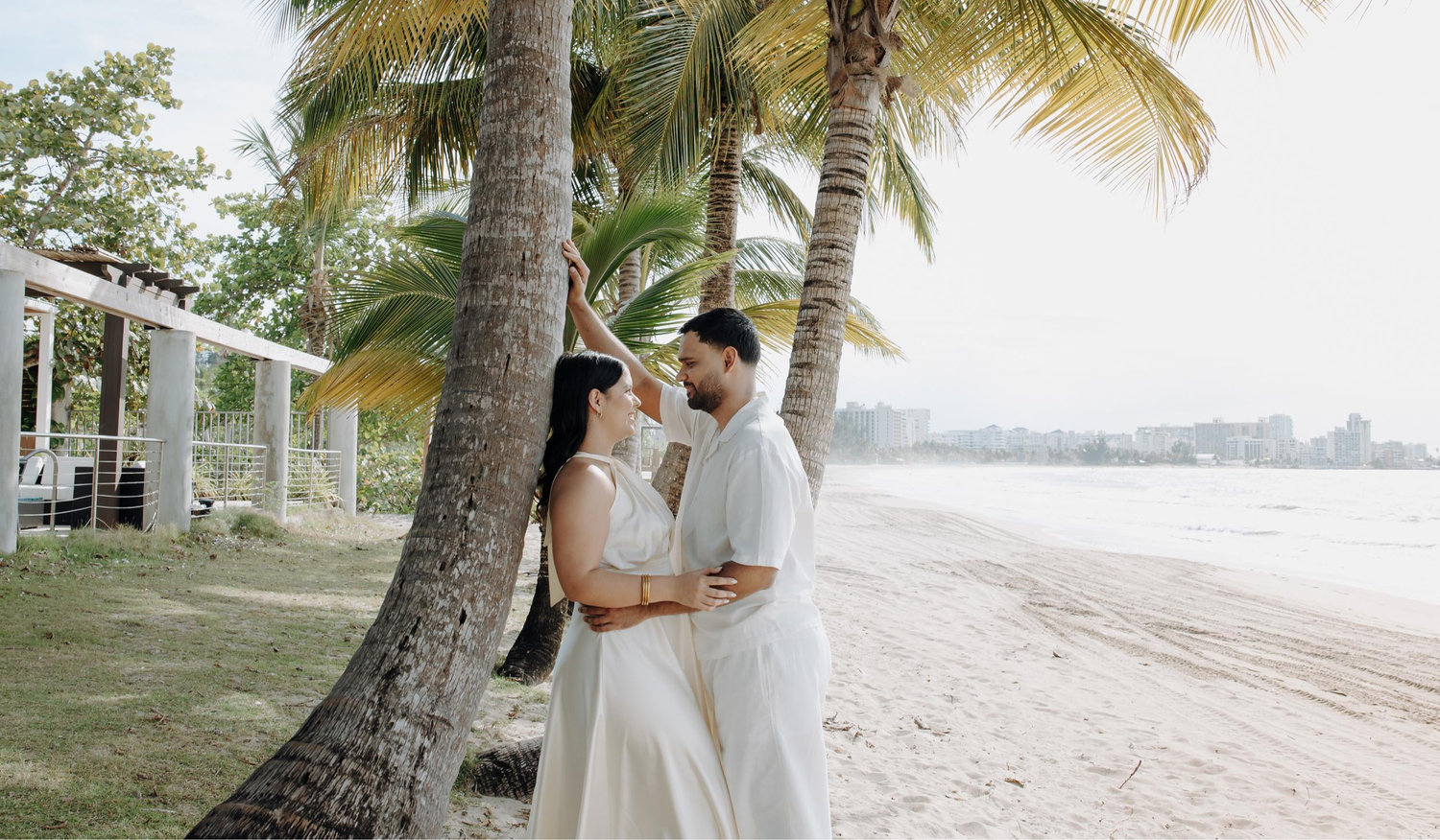 The Wedding Website of Amanda Vargas and Víctor Burgos