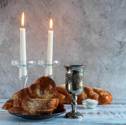 Hosting Shabbat Dinners for Friends & Family