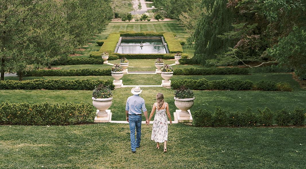The Wedding Website of Larisa Grants and Sean Bates