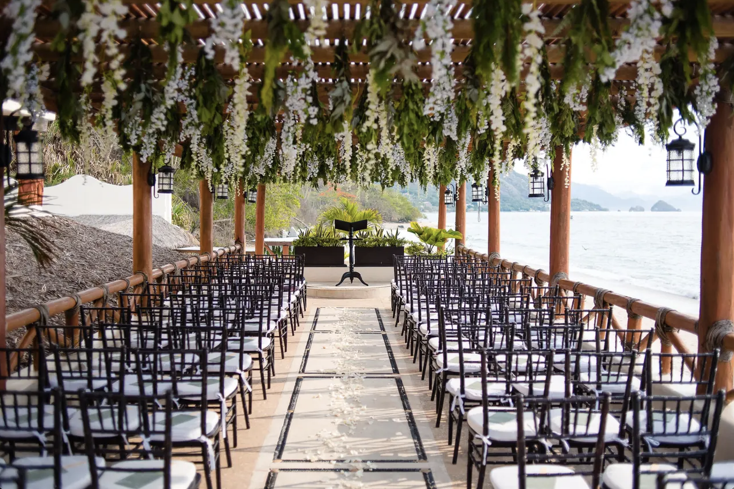 The Wedding Website of Erica Bailey Ramos and Ben Favreau