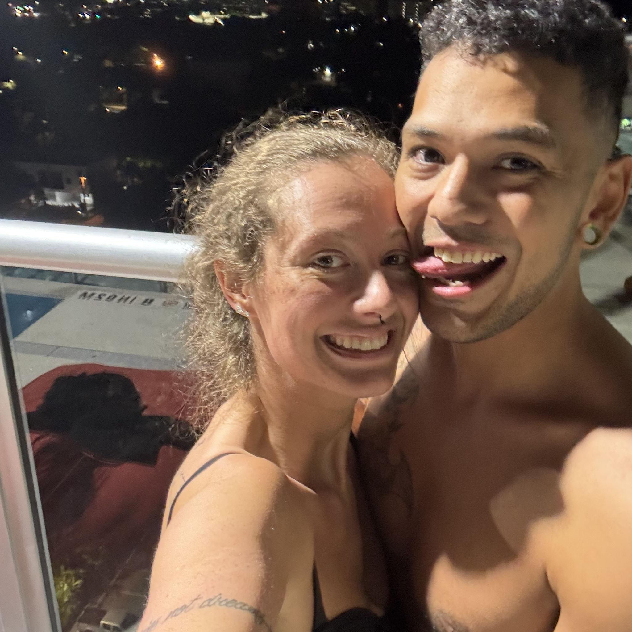 Ft Lauderdale skyline at the rooftop pool