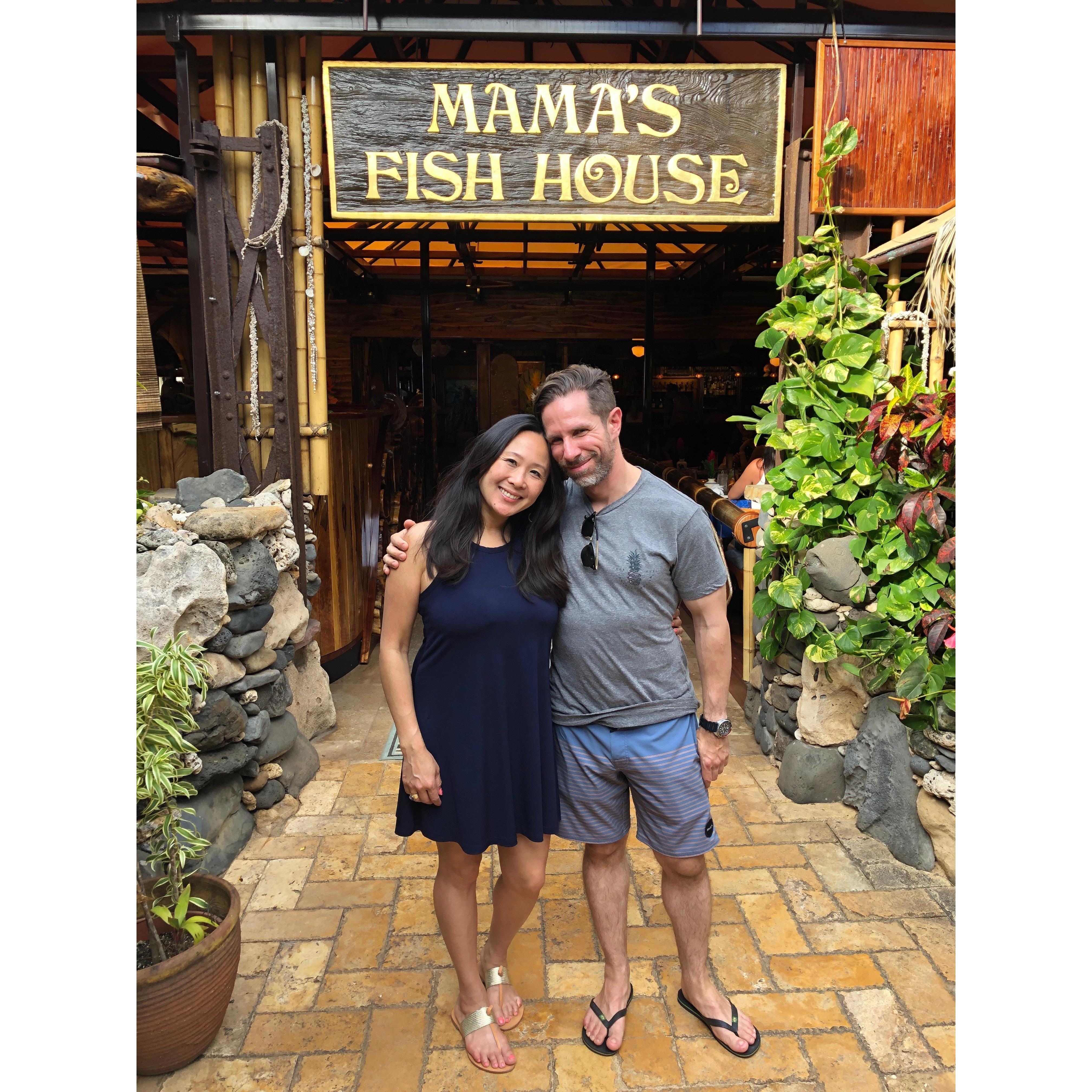 We celebrated Scott's birthday at Mama's Fish House, Helen's mom's favorite in Maui. That night, we sat on the beach under the moon and stars, and watched the waves, wrapped up in romantic love.