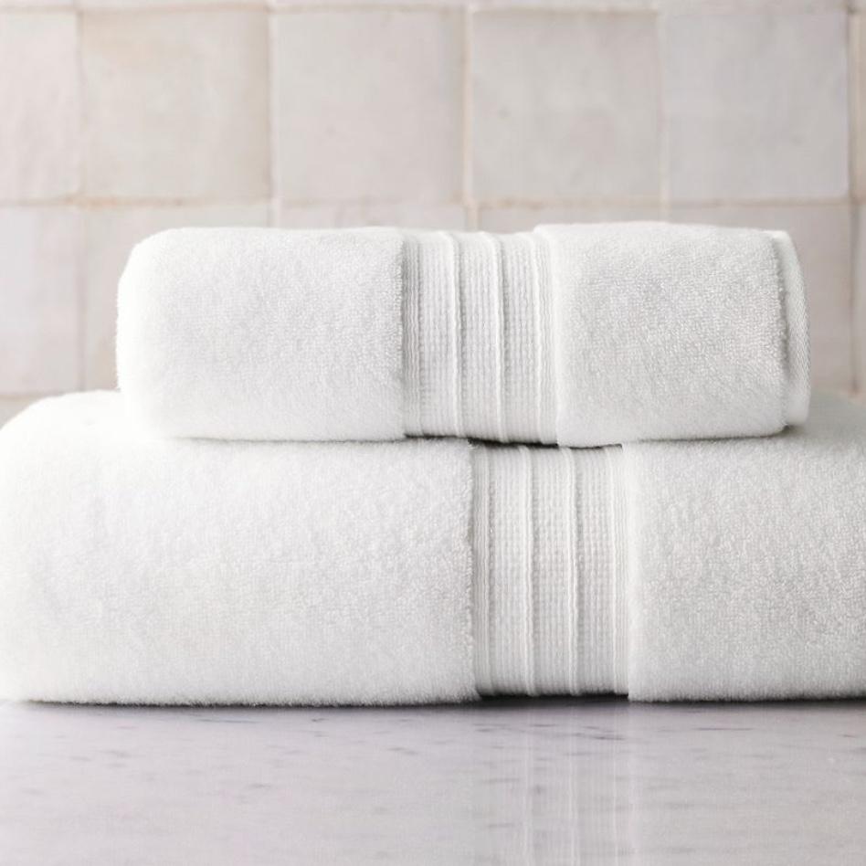 Pottery Barn Hydrocotton Quick-Dry Bath Towel (in the color white)